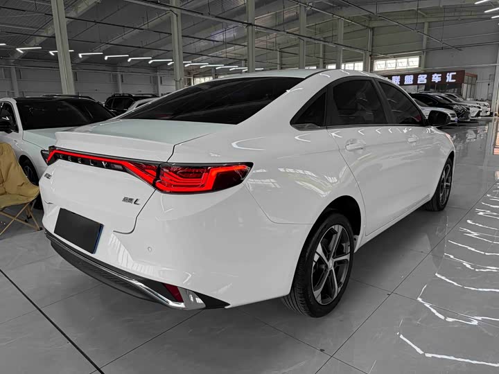 Geely Emgrand L, 2022 — фото 4 из 9