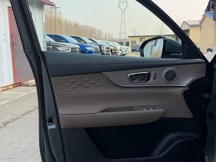 Chery Tiggo 8 Plus, 2024 — фото 6 из 9