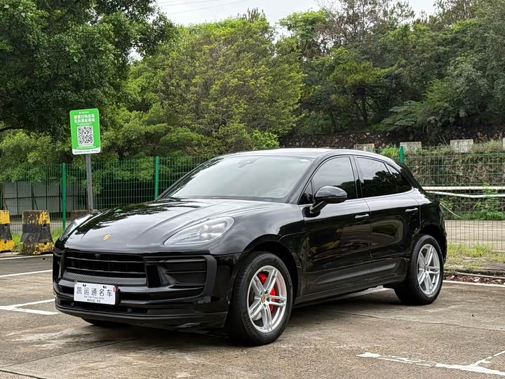 Porsche Macan, 2023 — фото 2 из 9