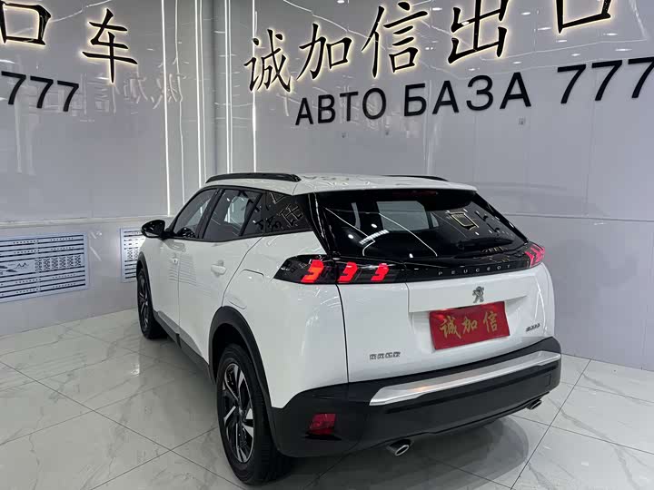 Peugeot 2008, 2022 — фото 6 из 9
