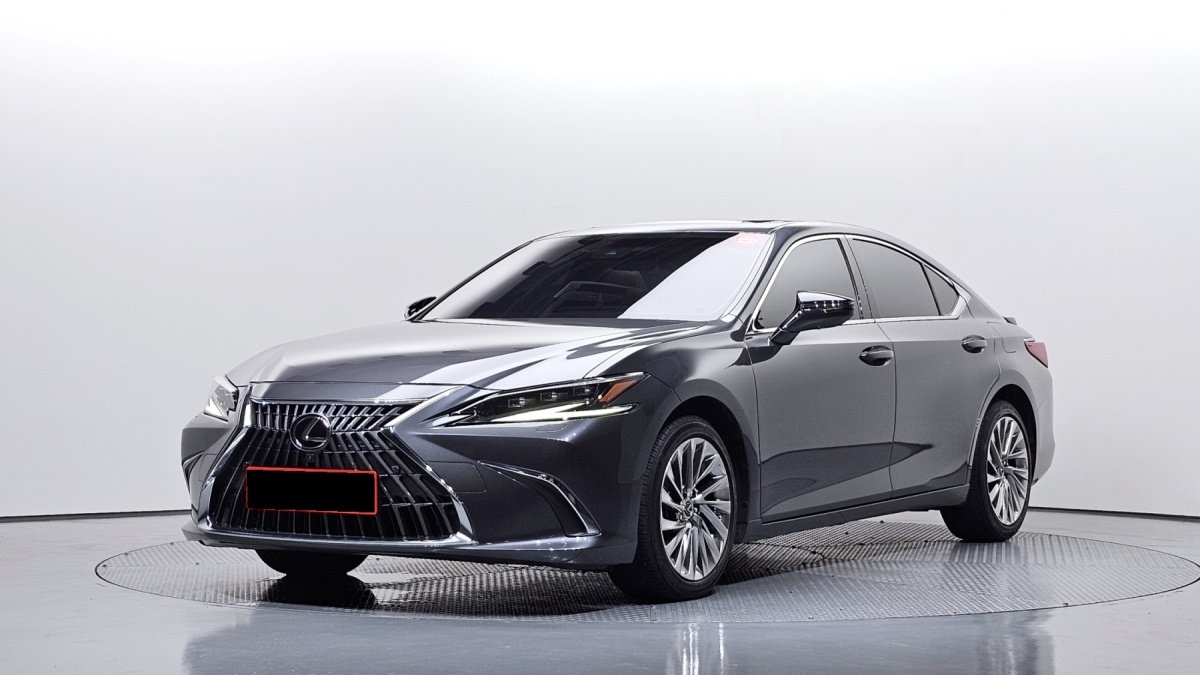 Lexus ES, 2022 — купить в Саратове под ключ