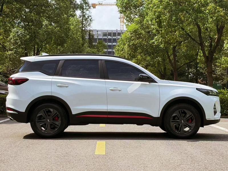 Chery Tiggo 7, 2022 — фото 8 из 12