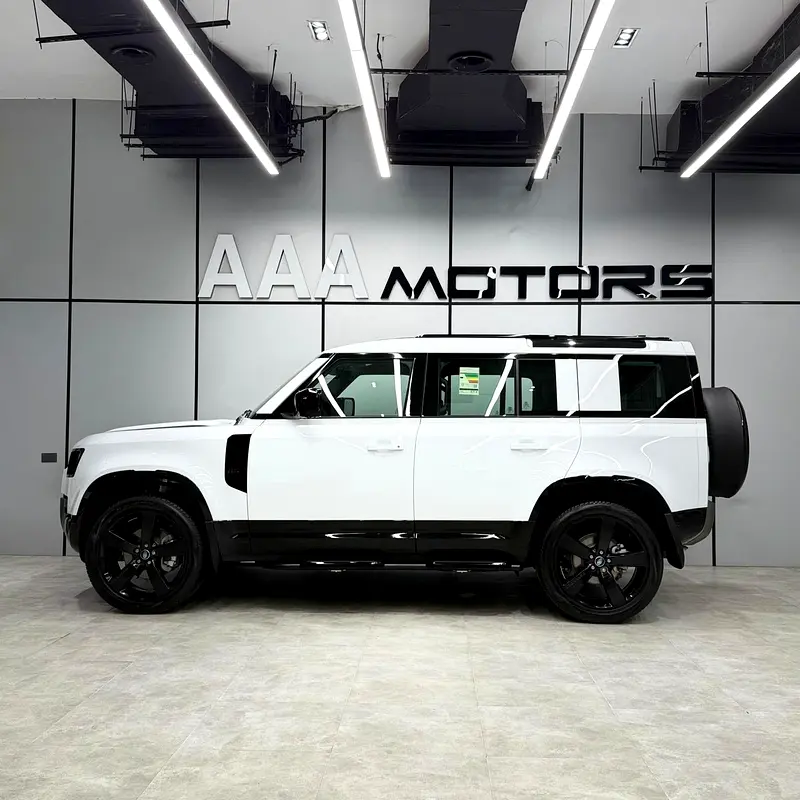 Land Rover Defender, 2026 — фото 2 из 10