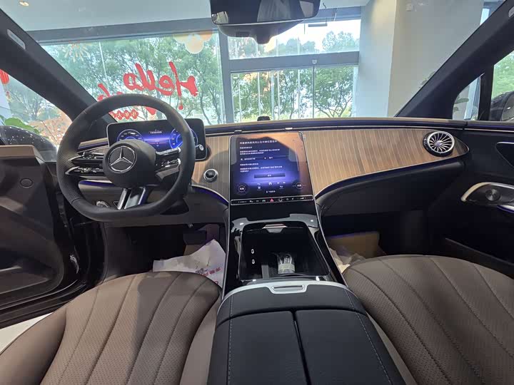 Mercedes-Benz EQE, 2025 — фото 9 из 9