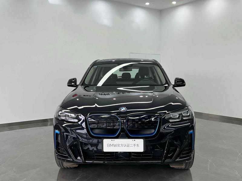 BMW iX3, 2022 — фото 2 из 12
