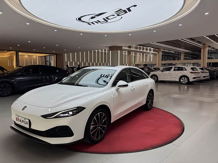 Roewe D7, 2026 — купить в Калуге под ключ