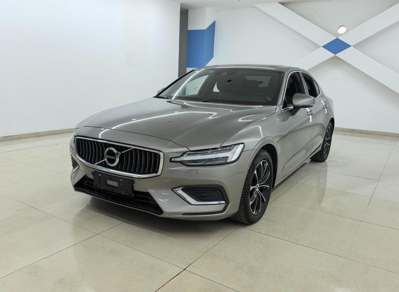 Volvo S60, 2021 — купить в Москве под ключ