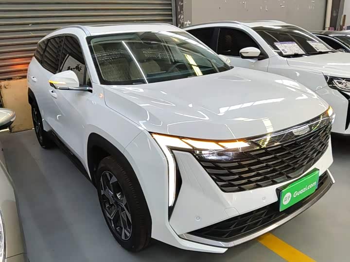 Geely Atlas L, 2022 — фото 4 из 9