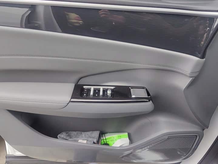 Geely Galaxy L7, 2025 — фото 7 из 9