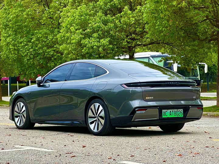 Geely Galaxy E8, 2024 — фото 8 из 9