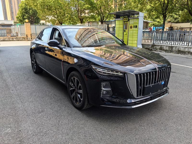 Hongqi H5 Hybrid, 2026 — фото 3 из 10