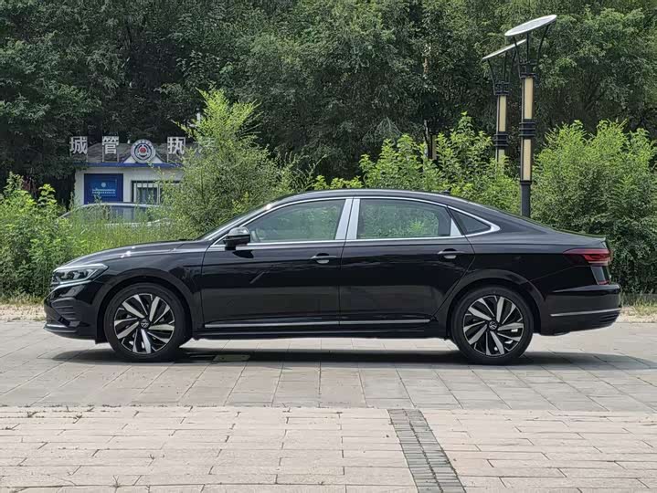 Volkswagen Passat, 2026 — фото 3 из 9