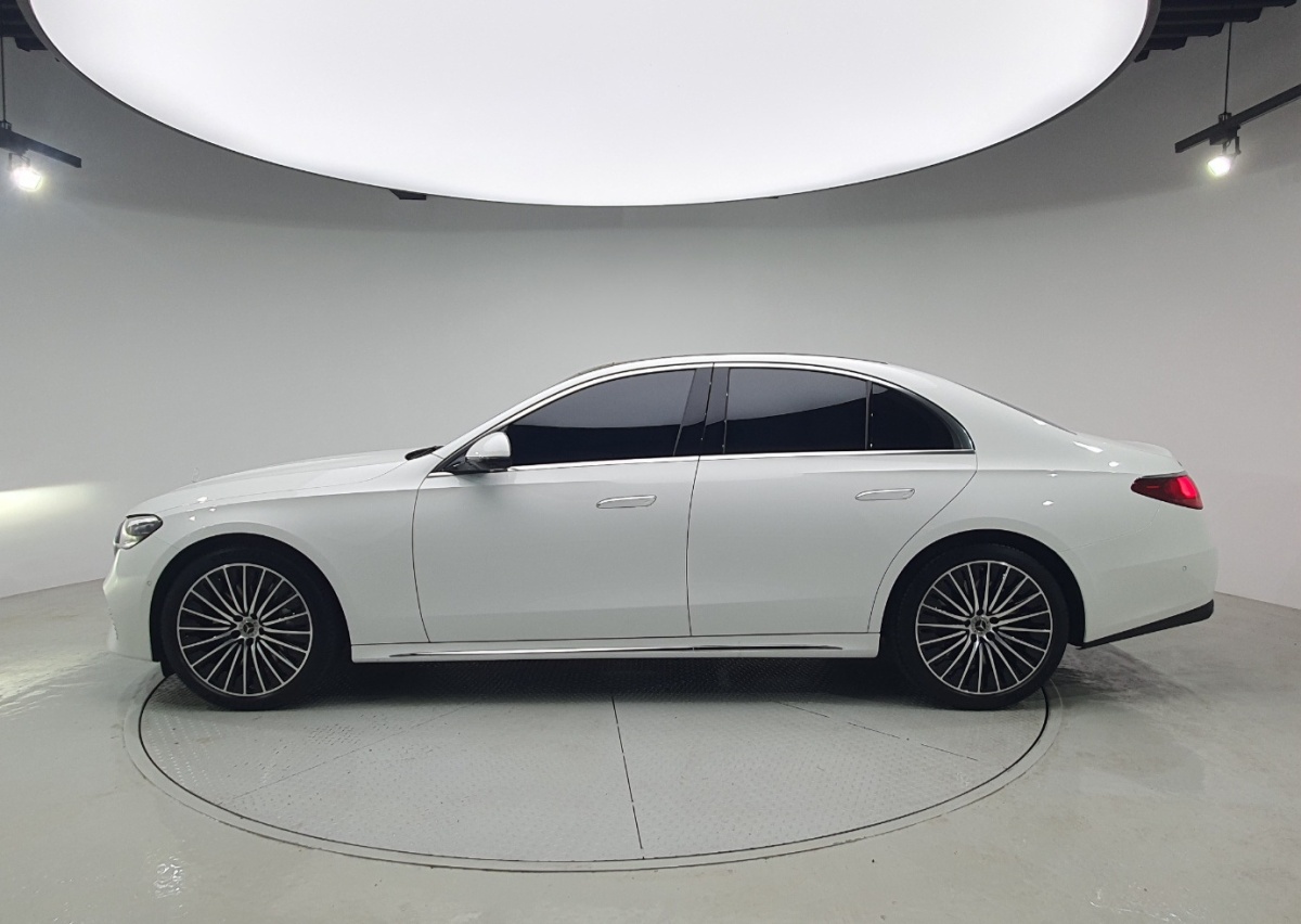 Mercedes-Benz E-Class, 2026 — фото 2 из 12