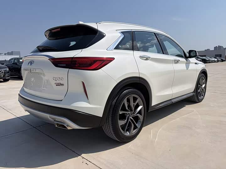 Infiniti QX50, 2022 — фото 6 из 9