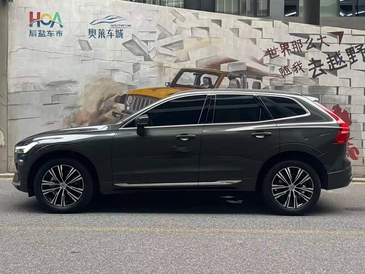 Volvo XC60, 2022 — фото 3 из 9