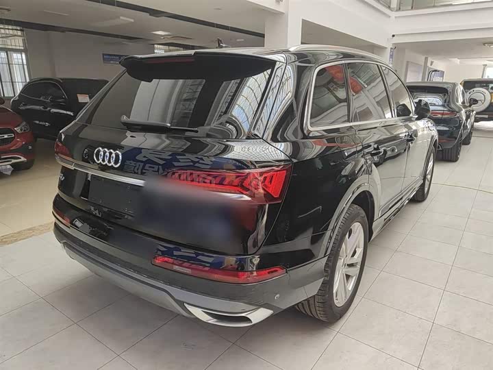 Audi Q7, 2023 — фото 5 из 9