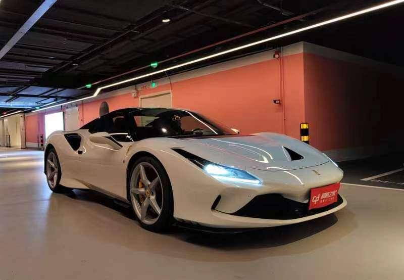 Ferrari F8, 2022 — фото 2 из 7