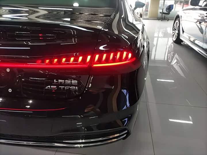 Audi A7L, 2026 — фото 8 из 9