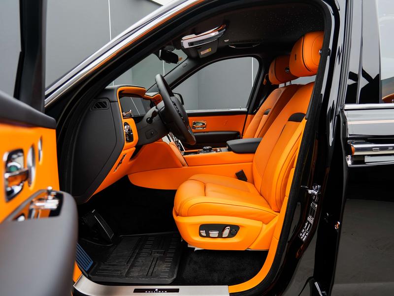 Rolls-Royce Cullinan, 2024 — фото 11 из 12