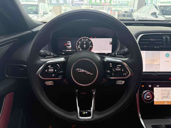Jaguar XE L, 2024 — фото 8 из 9