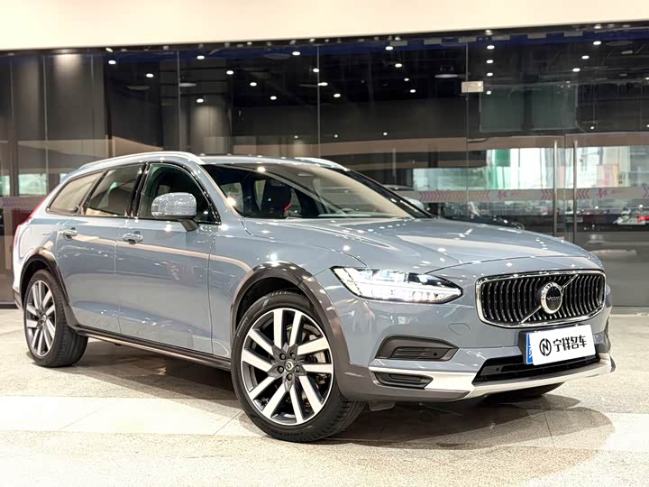 Volvo V90, 2021 — фото 3 из 9