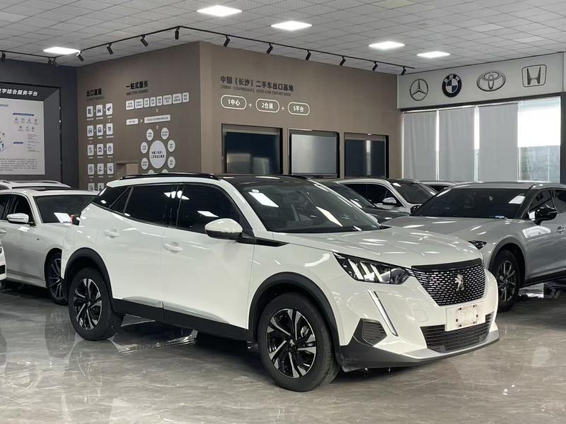Peugeot 2008, 2022 — фото 3 из 12