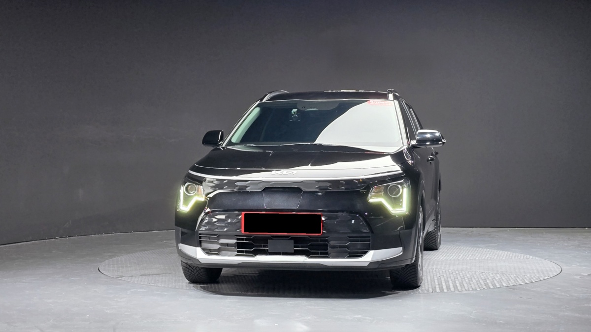 Kia Niro, 2023 — фото 3 из 12