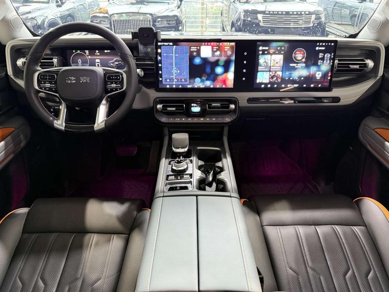 BAIC Beijing BJ40 Hybrid, 2025 — фото 7 из 12
