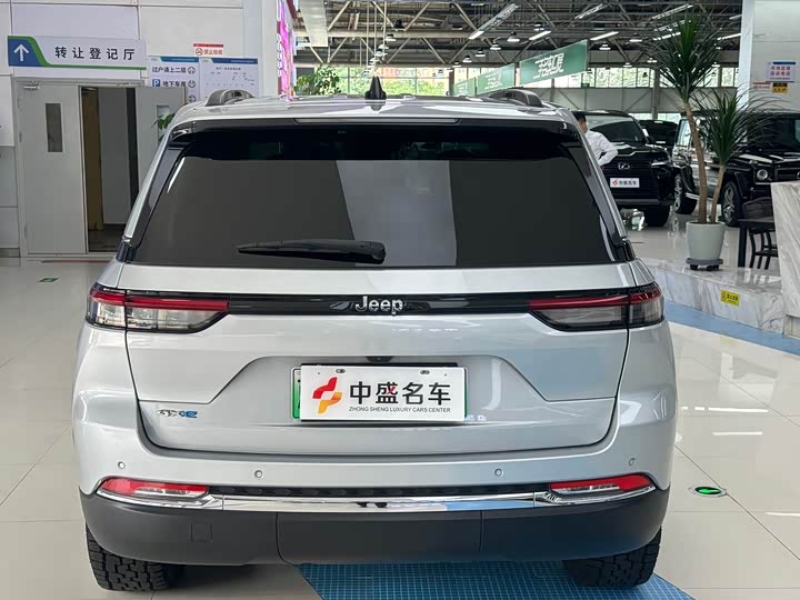 Jeep Grand Cherokee Hybrid, 2025 — фото 6 из 9