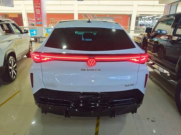 Volkswagen ID.Unyx 06, 2025 — фото 6 из 9