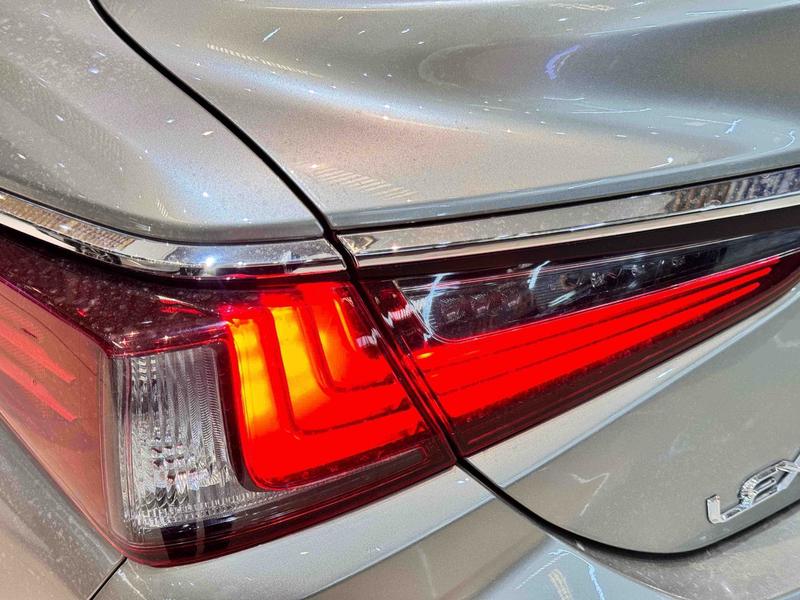 Lexus ES, 2024 — фото 7 из 12