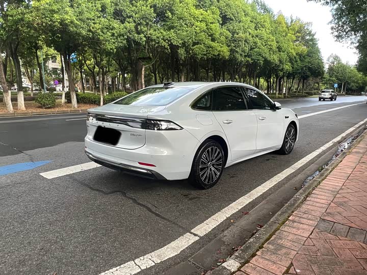 Geely Galaxy A7, 2025 — фото 4 из 9