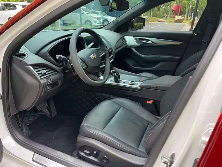 Cadillac CT5, 2023 — фото 4 из 9