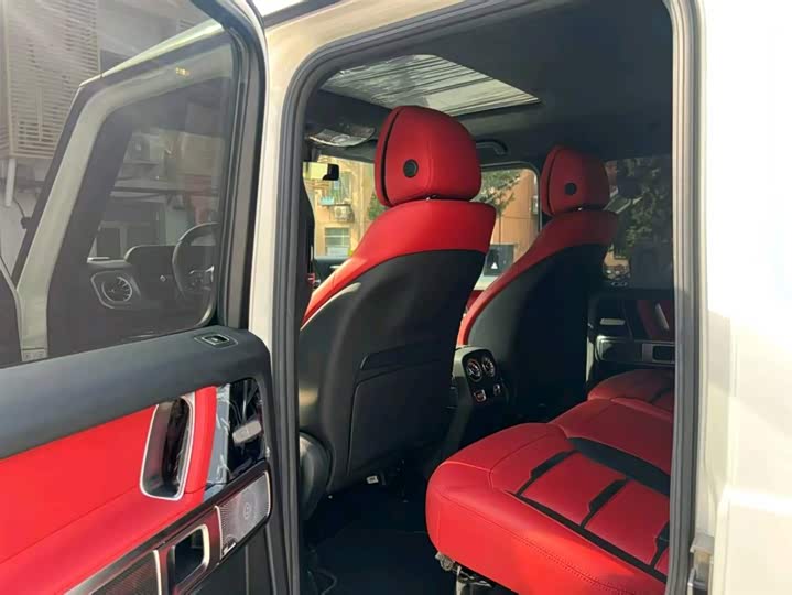 Mercedes-Benz G-Class AMG, 2025 — фото 9 из 9