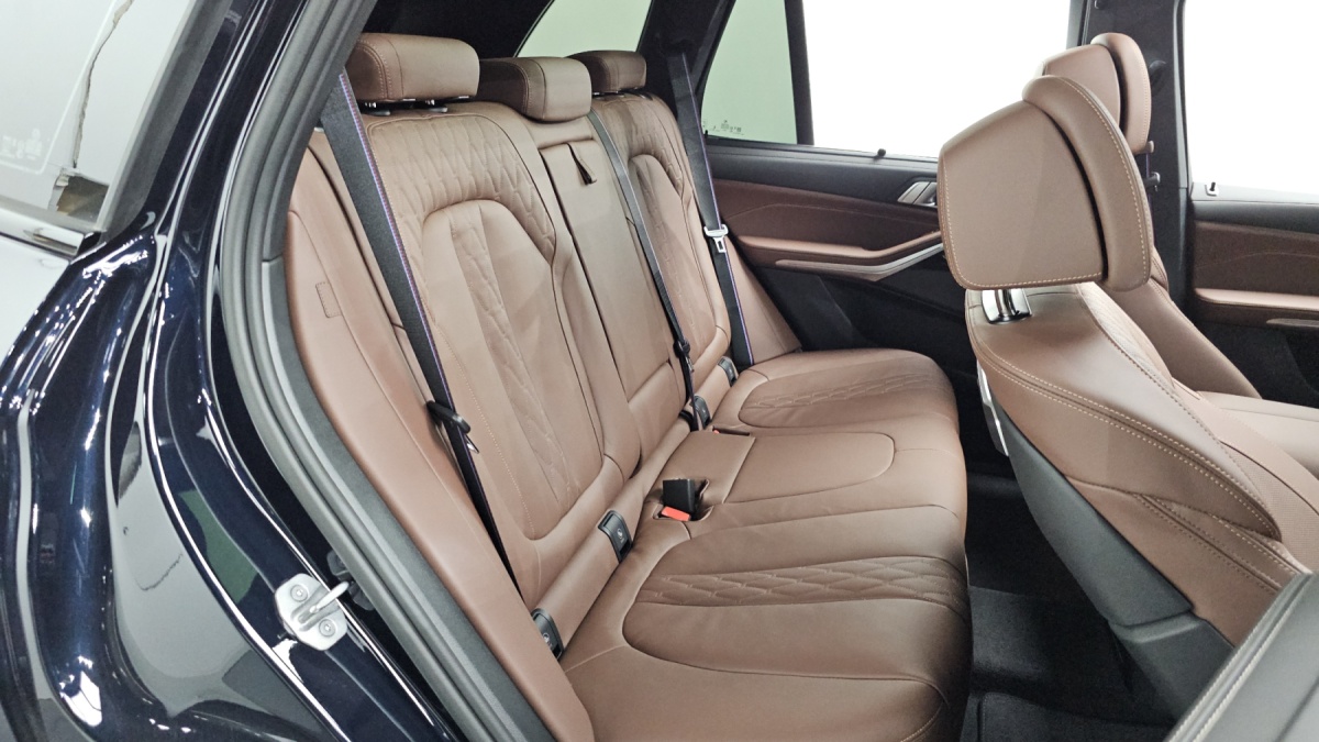 BMW X5, 2025 — фото 10 из 12