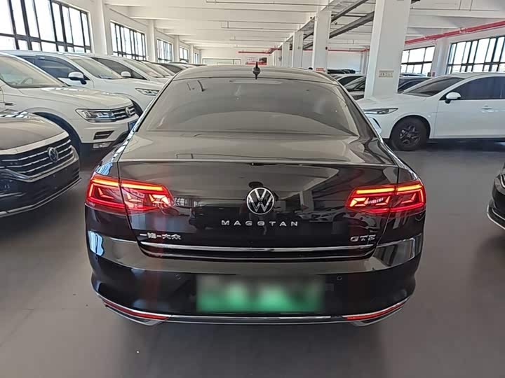 Volkswagen Magotan GTE Hybrid, 2023 — фото 6 из 9