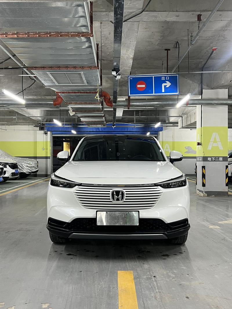 Honda Vezel, 2023 — фото 2 из 12