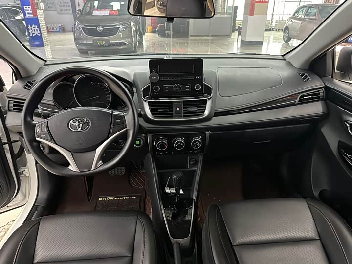 Toyota Yaris L Hatchback, 2022 — фото 5 из 9