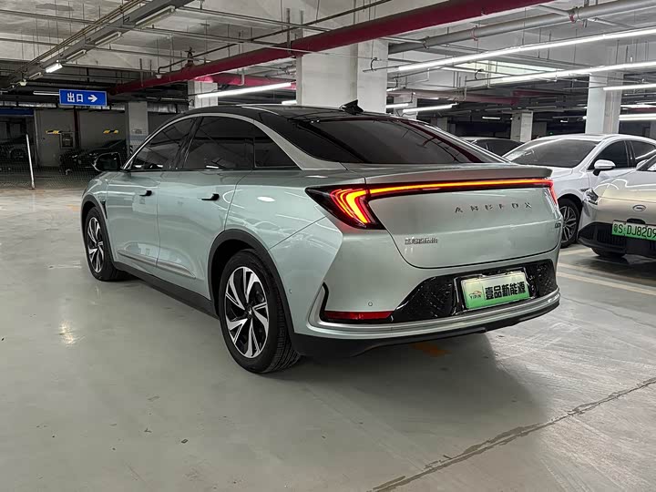 BAIC Arcfox Alpha S, 2021 — фото 4 из 9