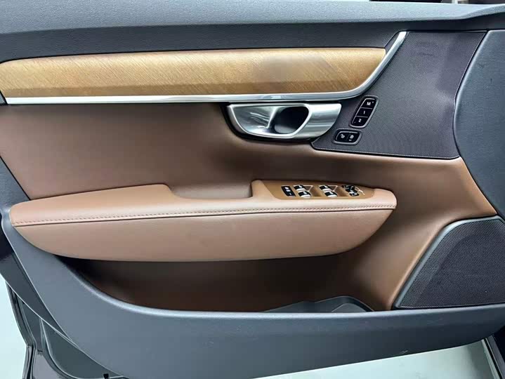 Volvo S90, 2022 — фото 5 из 9