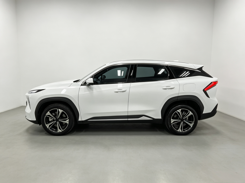 Geely Galaxy L7, 2023 — фото 4 из 12