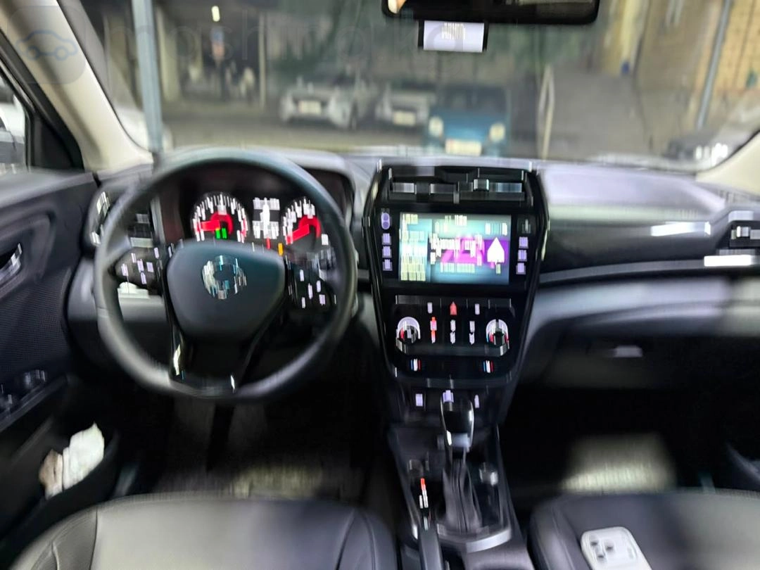 SsangYong Tivoli, 2022 — фото 6 из 6