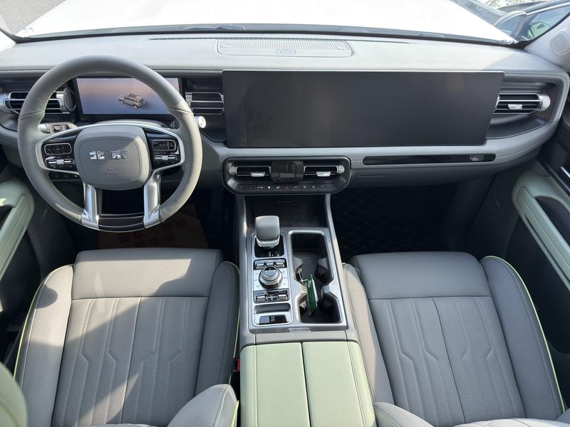 BAIC Beijing BJ40 Hybrid, 2025 — фото 7 из 12