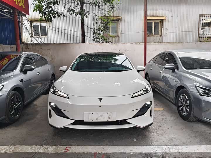 Changan Deepal SL03, 2023 — фото 2 из 9