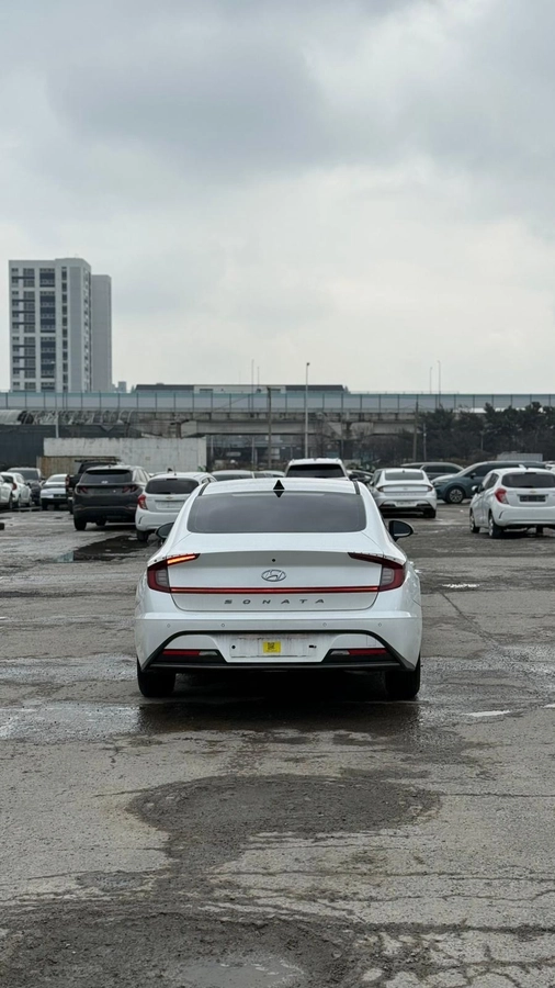 Hyundai Sonata, 2022 — фото 4 из 5