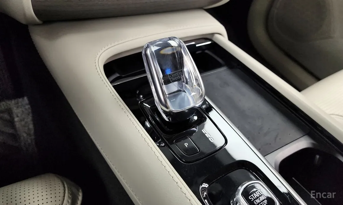 Volvo XC90, 2022 — фото 9 из 12