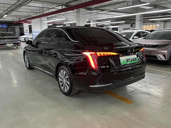 Hongqi E-QM5, 2024 — фото 4 из 9
