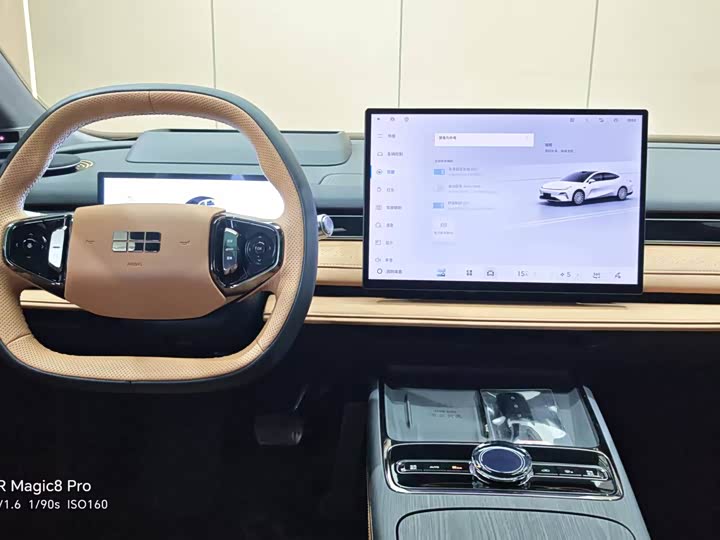 Geely Galaxy Starshine 8 EM-i, 2025 — фото 7 из 9