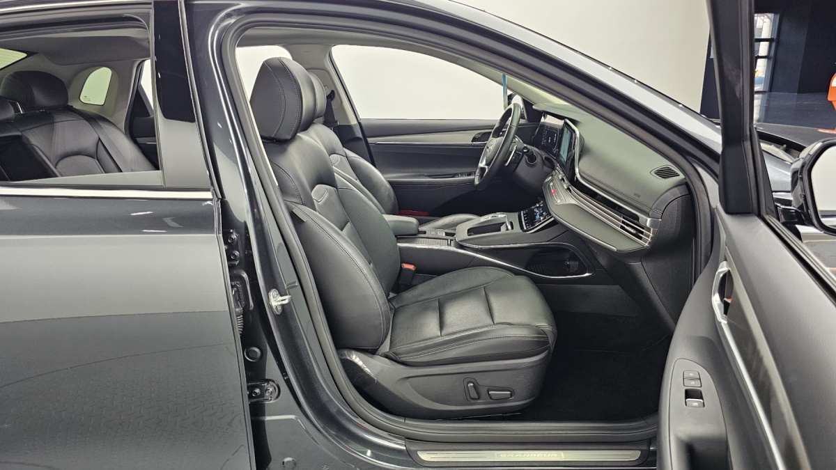 Hyundai Grandeur, 2022 — фото 11 из 12