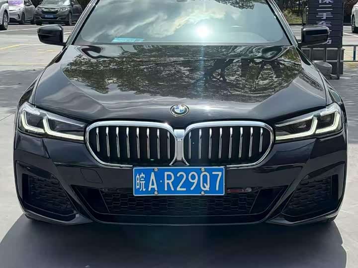 BMW 5 Series, 2022 — фото 2 из 5